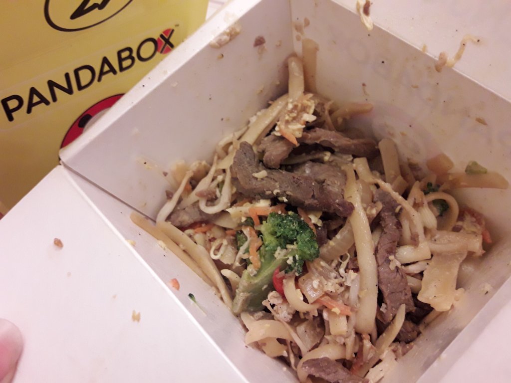 Pandabox доставка азиатской кухни - Неїстівна суміш за велику ціну